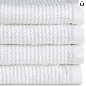Brand New Cozy Earth Textured Waffle & Weave  Washcloths (4), White